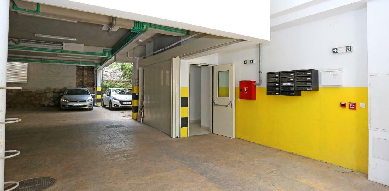 Luxury Apts Leone Split Centre المظهر الخارجي الصورة